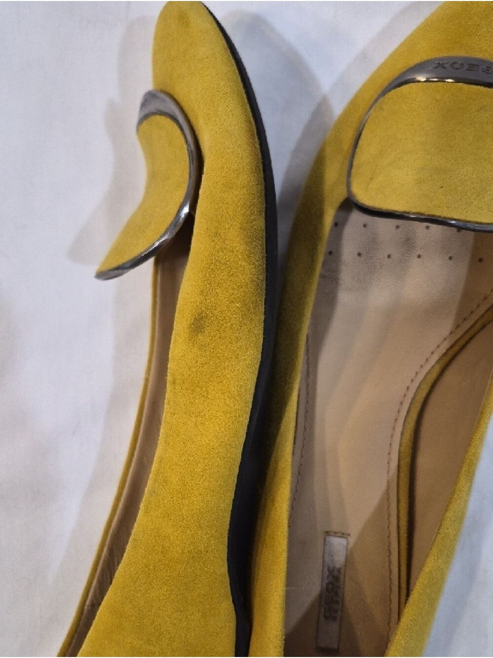 Geox Women's Yellow Suede Pointed Toe Flats with Metallic Accent - Picture 6 of 7